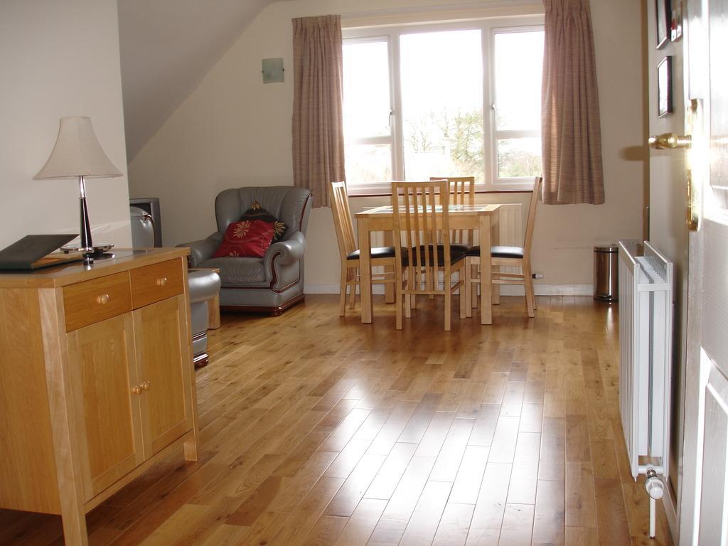 Country Garden House Holiday Homes Ballymoney Room photo